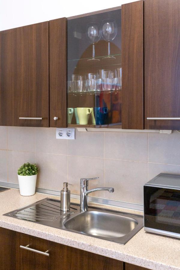 Cozy Home By Bella In The Heart Of บูดาเปสต์ ภายนอก รูปภาพ